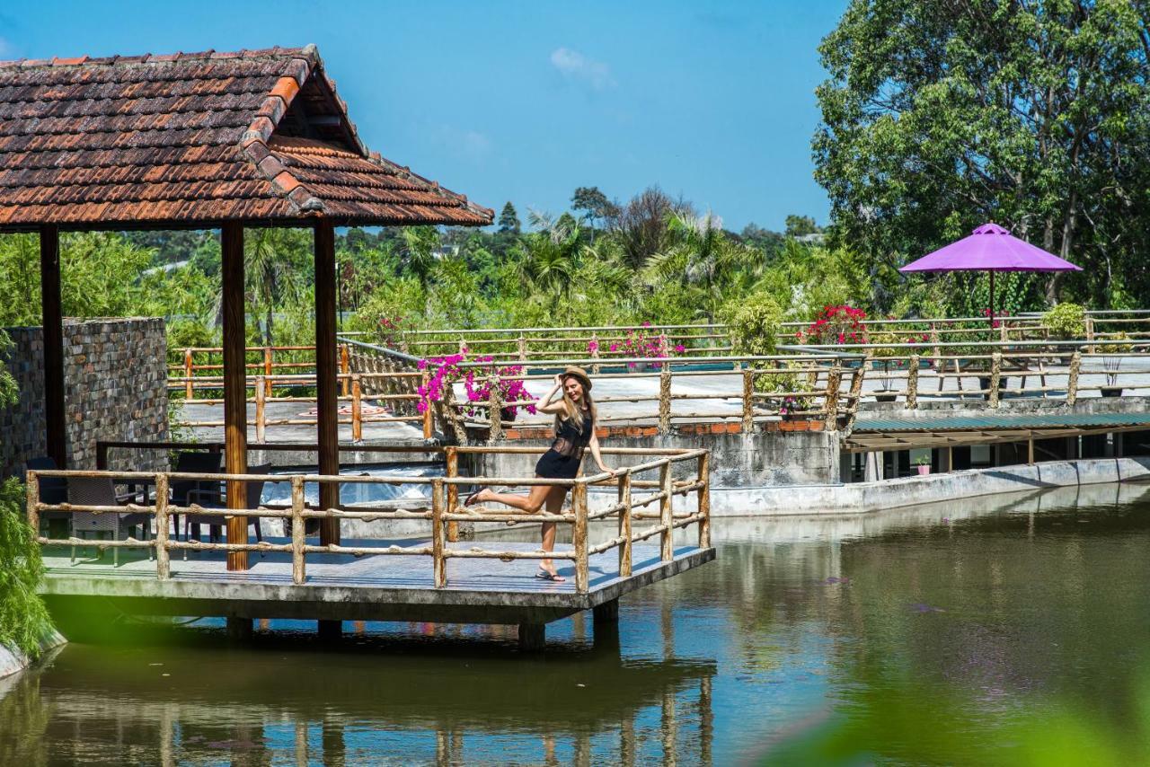 Sankofa Village Hill Resort & Spa Hue Exterior foto